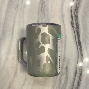 Corkcicle Snow Leopard 16oz Mug (NWT)
